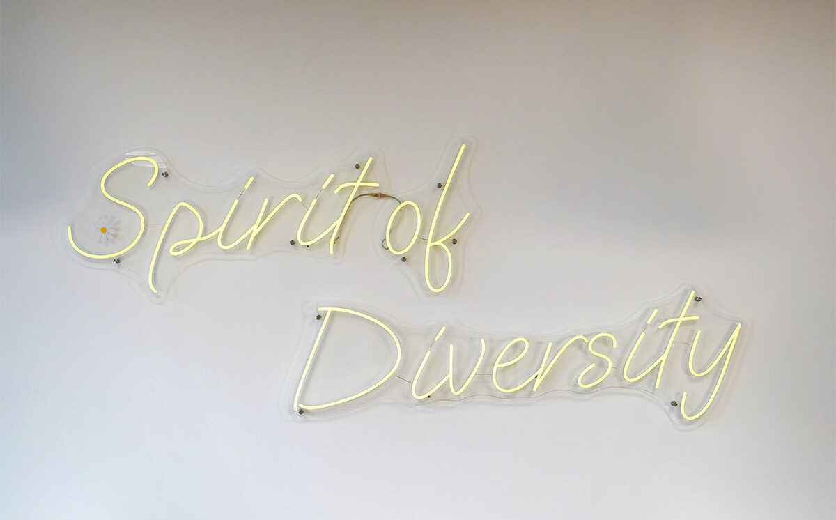 Leuchtschrift mit Spirit of Diversity